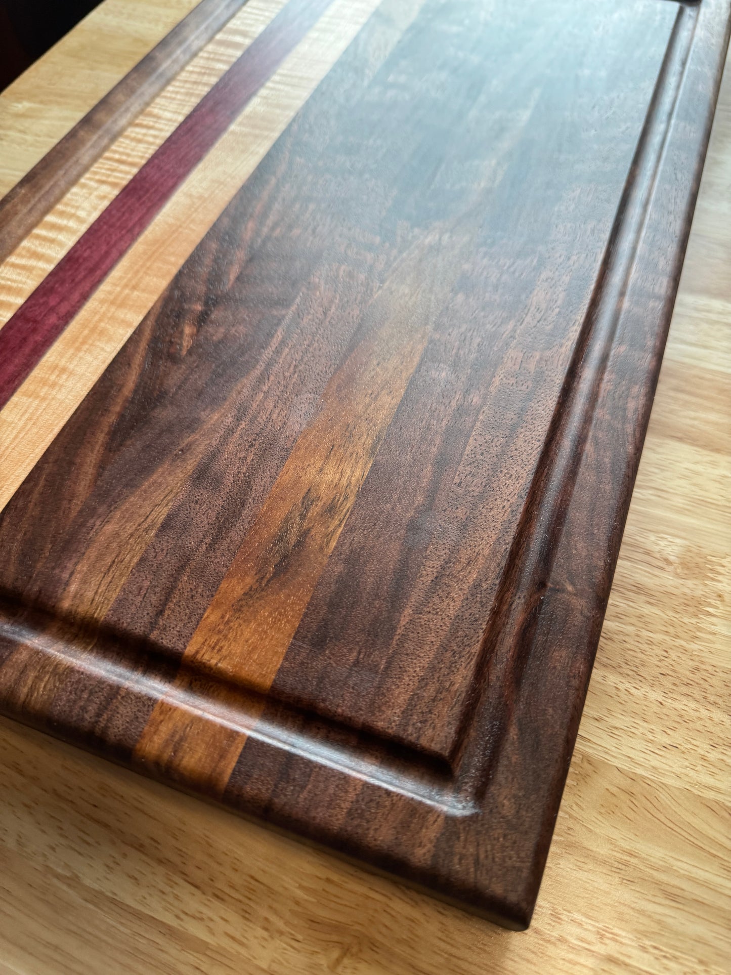 Handmade Walnut, Curly Maple and Purple Heart Cutting Board with Juice Grove, Food Grade, Wood Cutting Board. Gift for mom, Gift for Wife, Housewarming gift