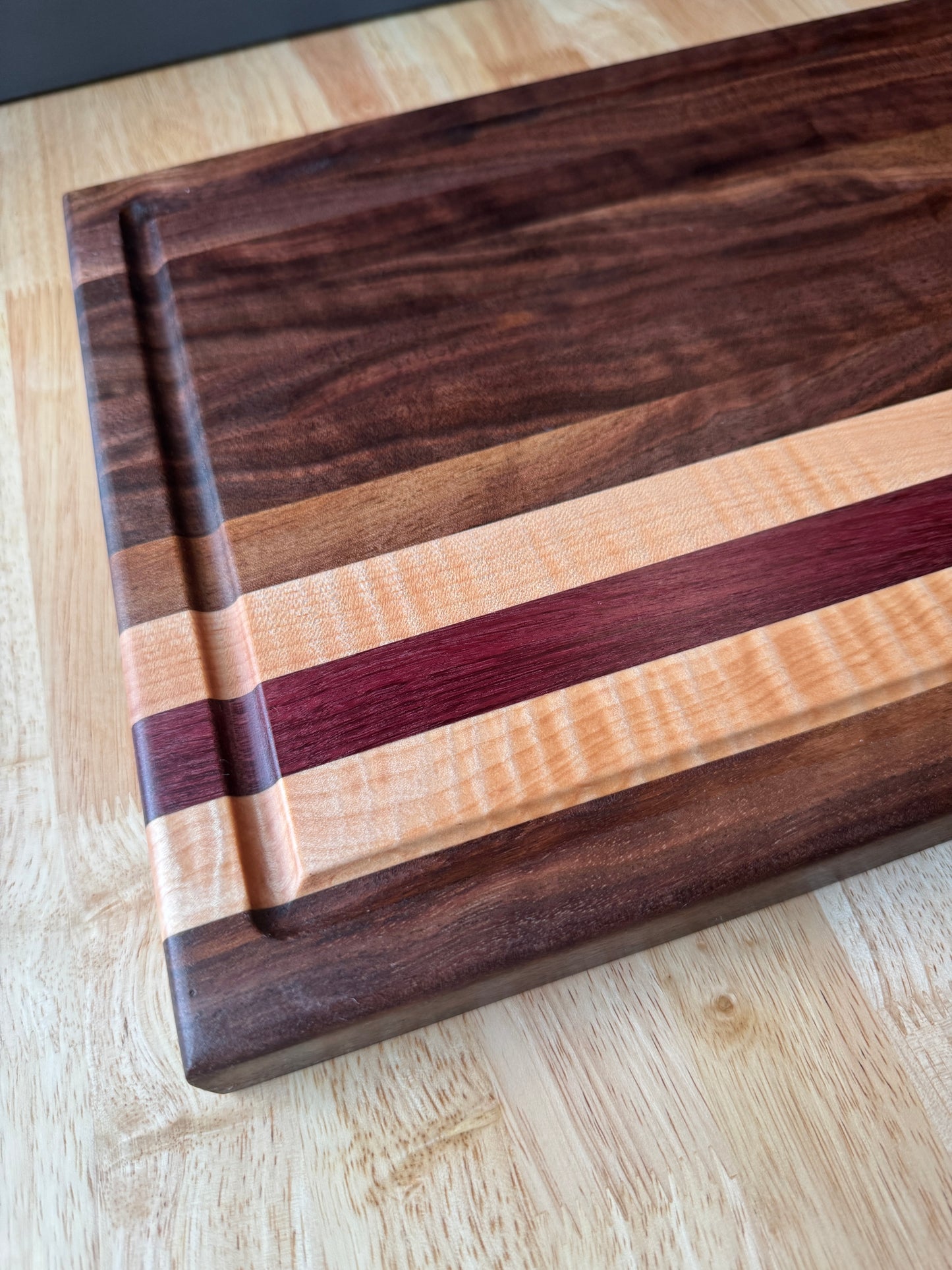 Handmade Walnut, Curly Maple and Purple Heart Cutting Board with Juice Grove, Food Grade, Wood Cutting Board. Gift for mom, Gift for Wife, Housewarming gift