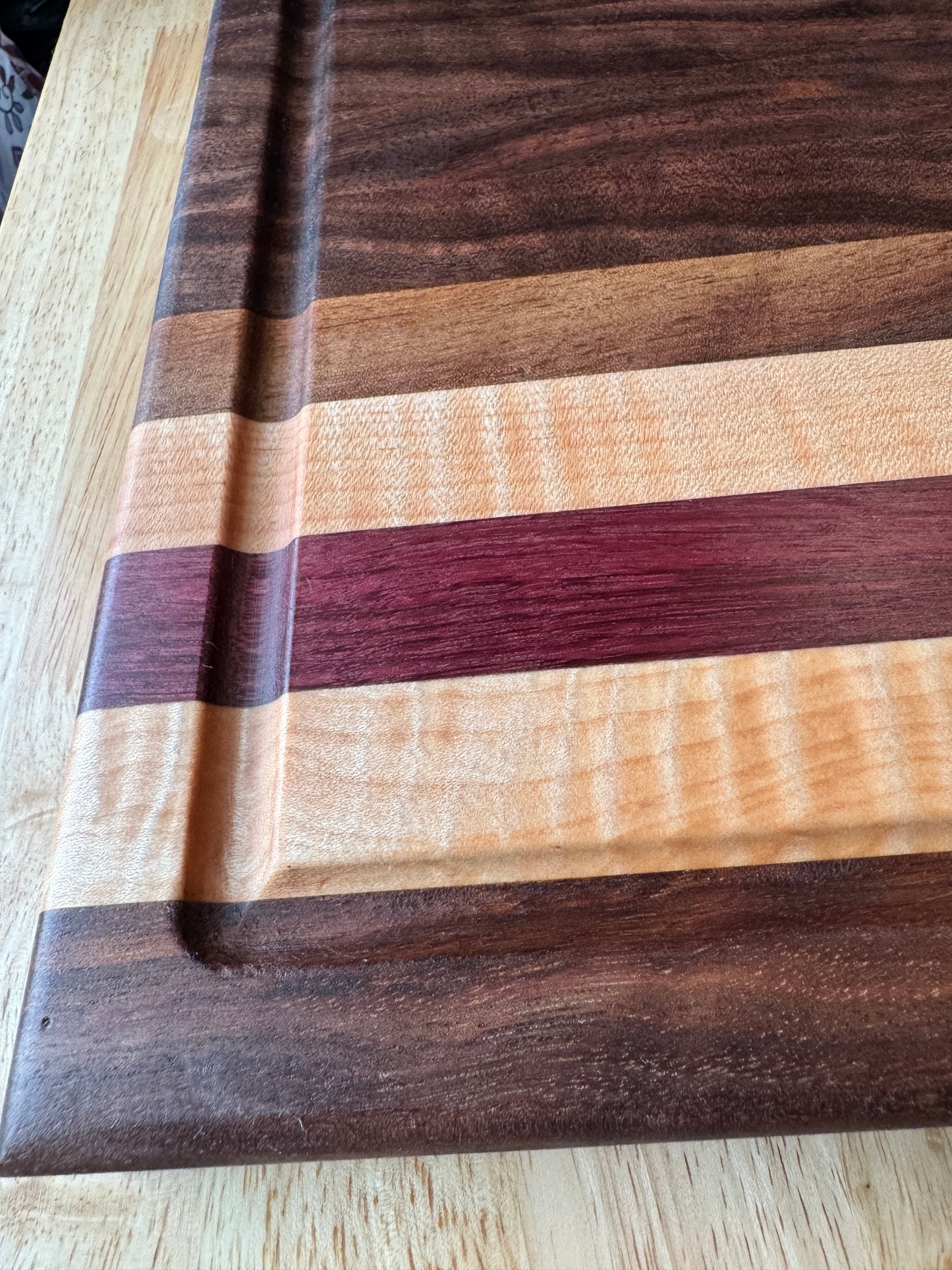 Handmade Walnut, Curly Maple and Purple Heart Cutting Board with Juice Grove, Food Grade, Wood Cutting Board. Gift for mom, Gift for Wife, Housewarming gift