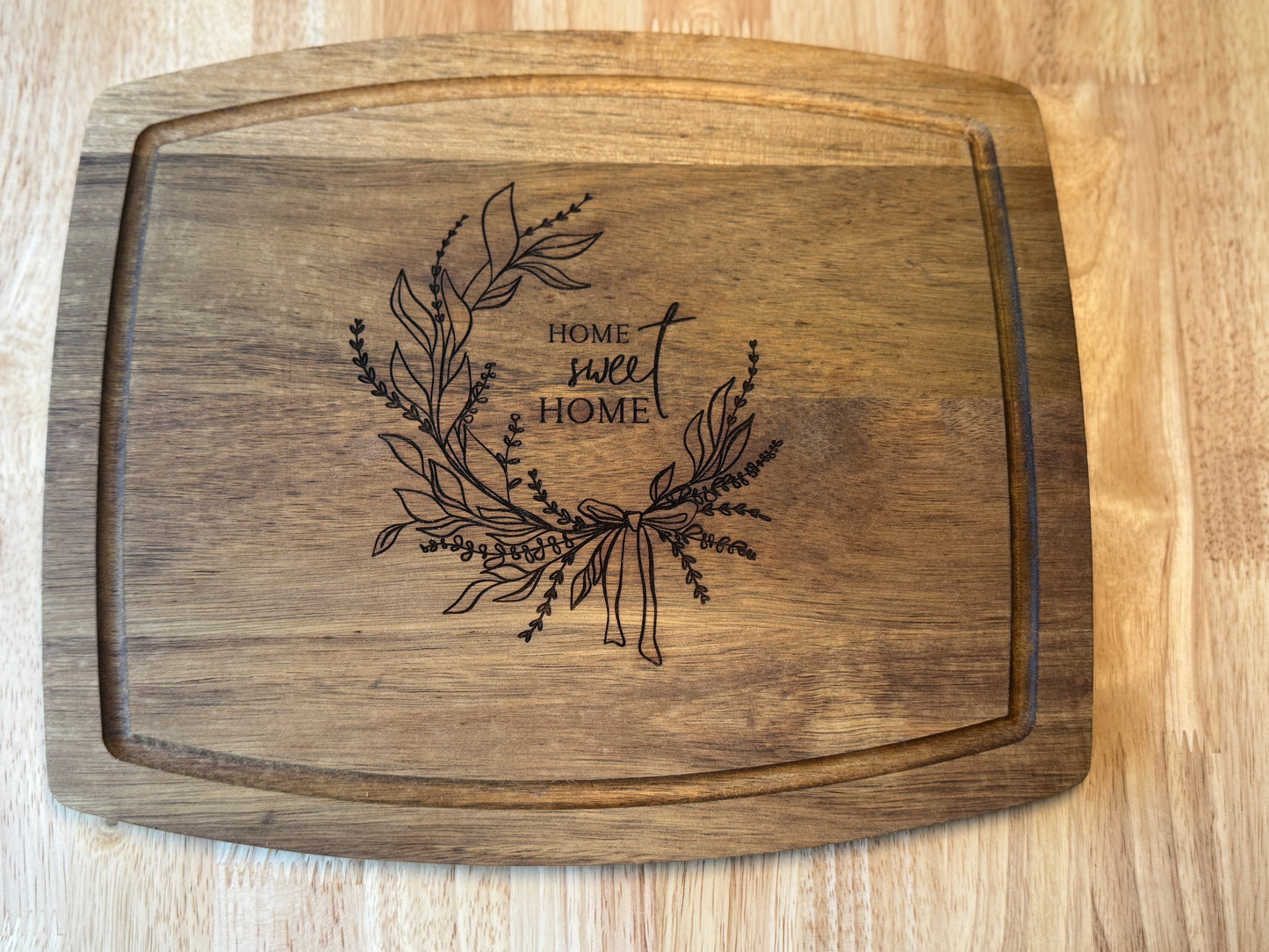 Custom Engraved Cutting Board, Housewarming gift, Gift for her, Gift for Mom, Kitchen Decor