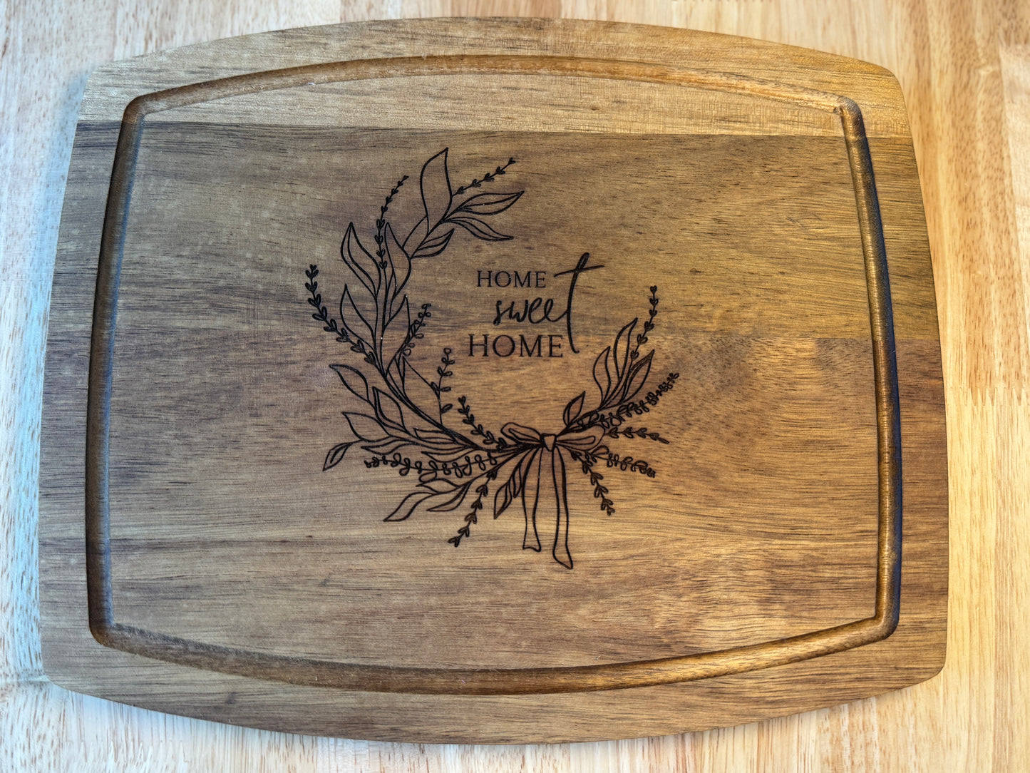 Custom Engraved Cutting Board, Housewarming gift, Gift for her, Gift for Mom, Kitchen Decor