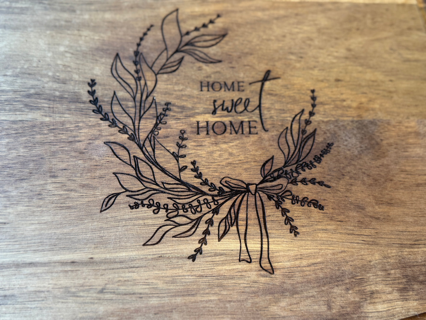 Custom Engraved Cutting Board, Housewarming gift, Gift for her, Gift for Mom, Kitchen Decor